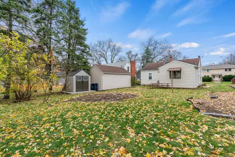 Exterior - 330 Mcclure Ave, Elgin, IL 60123 photo 6 of 6