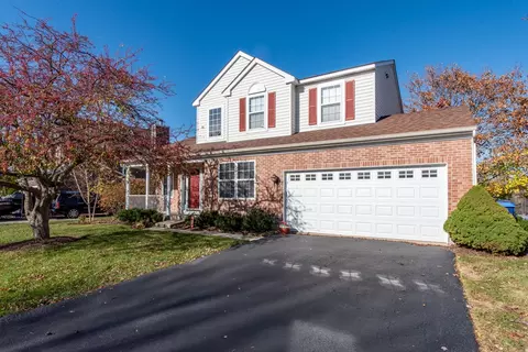 715 Sun Lake Rd, Lake Villa, IL 60046