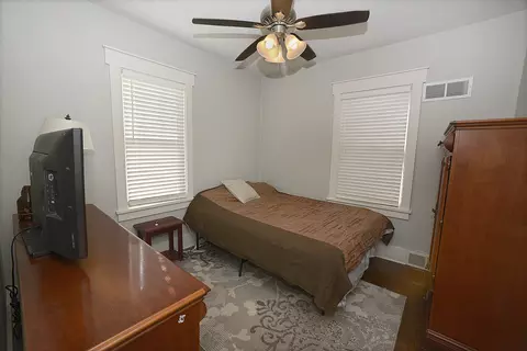 Bedroom - 1237 Illinois Ave, Ottawa, IL 61350 photo 1 of 3