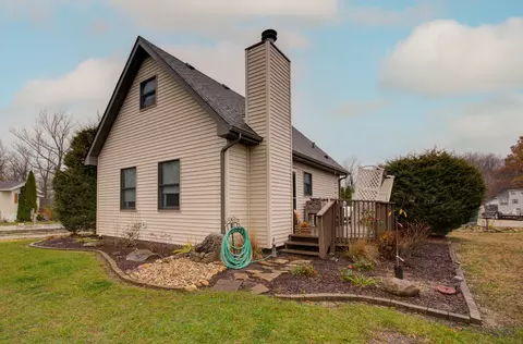 128 Tully Rd, Wilmington, IL 60481