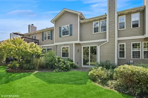 Exterior - 236 Gull Island St, Willowbrook, IL 60527 photo 2 of 3