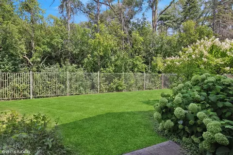 Exterior - 236 Gull Island St, Willowbrook, IL 60527 photo 3 of 3