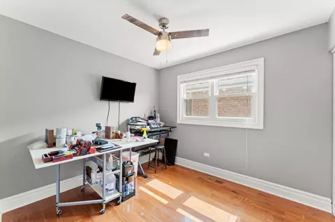 Bedroom - 7538 S Lorel Ave, Burbank, IL 60459 photo 1 of 4