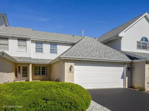 9968 Constitution Dr, Orland Park, IL 60462