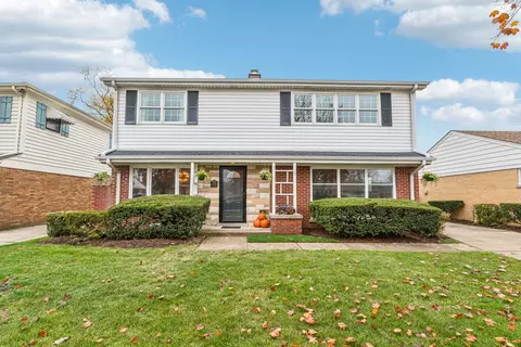 7952 N Nora Ave, Niles, IL 60714