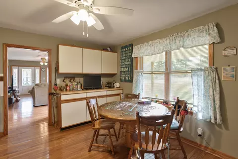 Dining - 210 N Walnut St, Cherry Valley, IL 61016 photo 1 of 2