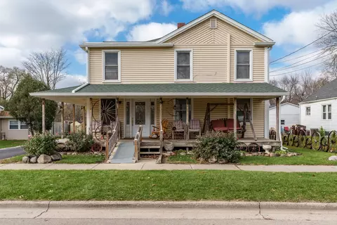 210 N Walnut St, Cherry Valley, IL 61016