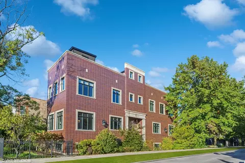 2156 W School St, Chicago, IL 60618