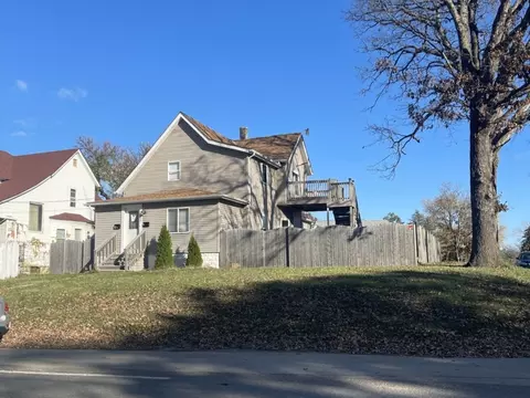 1022 S Richards St, Joliet, IL 60433
