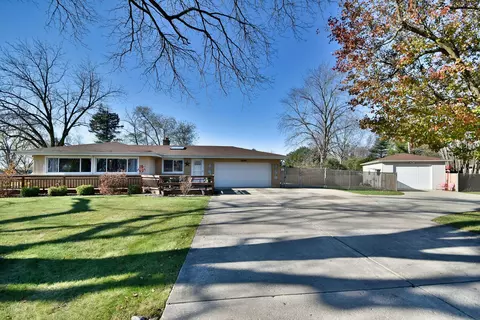 6 N306 Baker Dr, Itasca, IL 60143 photo 3