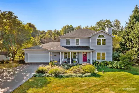 37 W645 Heritage Dr, Batavia, IL 60510