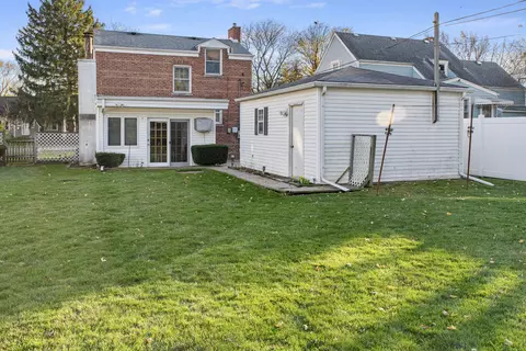 330 Harding Ave, Des Plaines, IL 60016 photo 28