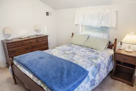 330 Harding Ave, Des Plaines, IL 60016 photo 16