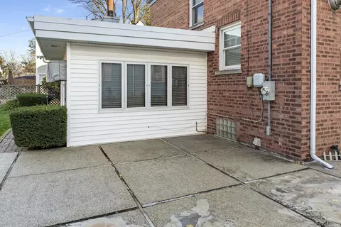 330 Harding Ave, Des Plaines, IL 60016 photo 24