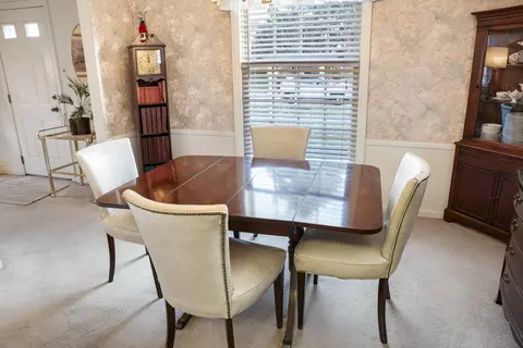 330 Harding Ave, Des Plaines, IL 60016 photo 5