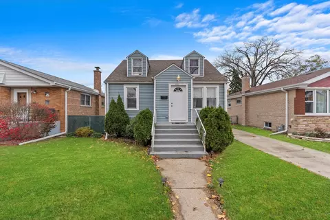8841 S Francisco Ave, Evergreen Park, IL 60805
