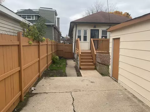 8321 S Dante Ave, Chicago, IL 60619 photo 27