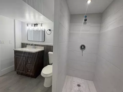 70 E 100th Pl, Chicago, IL 60628 photo 8
