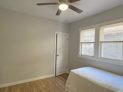 70 E 100th Pl, Chicago, IL 60628 photo 9