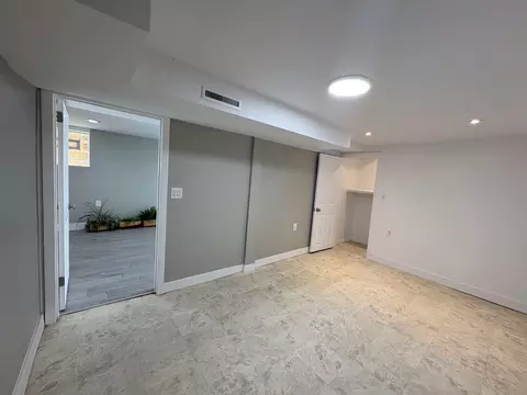 70 E 100th Pl, Chicago, IL 60628 photo 12