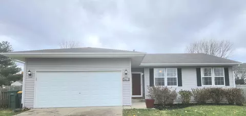 10316 Hawks Pointe Trl, Roscoe, IL 61073