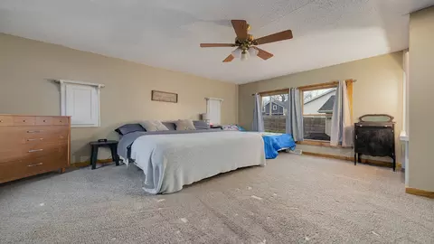 Bedroom - 101 E 2nd St, Leaf River, IL 61047 photo 1 of 4