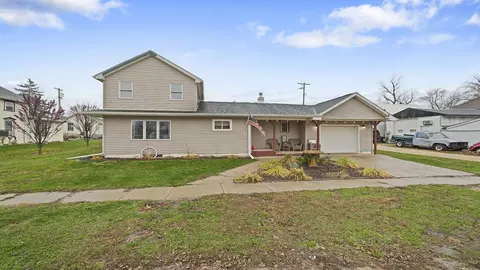 Other - 101 E 2nd St, Leaf River, IL 61047 photo 9 of 9