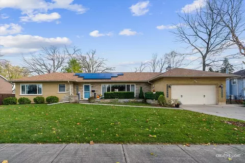 515 Elite Ave, West Chicago, IL 60185