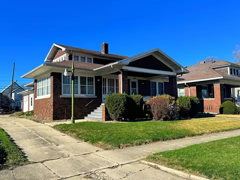 306 S Vermillion St, Streator, IL 61364