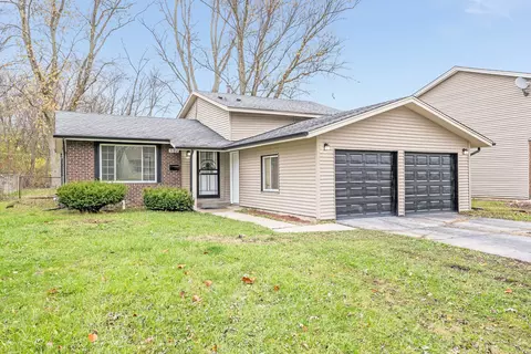 532 Circle Dr, University Park, IL 60484