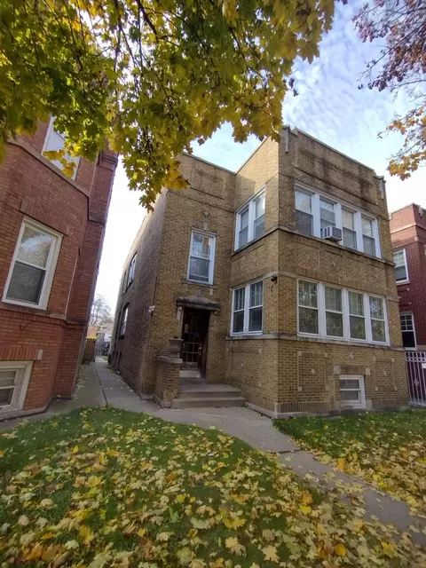 6214 N Artesian Ave, Chicago, IL 60659