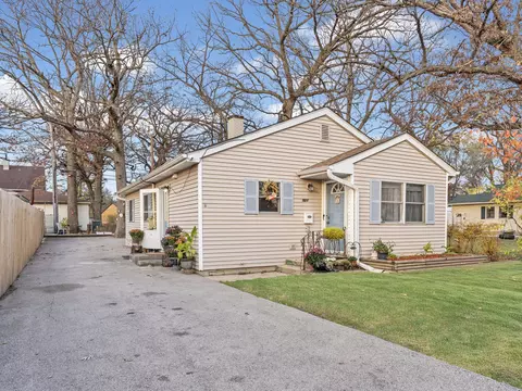 923 Audrey Ave, Joliet, IL 60436