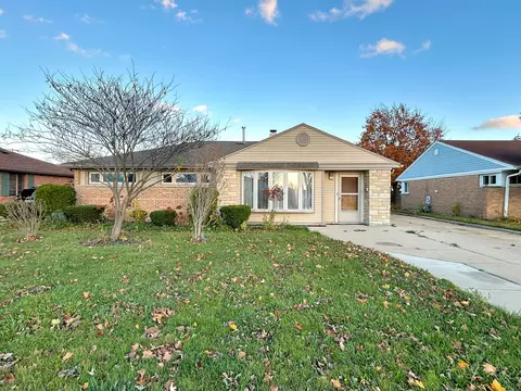 1149 S 3rd Ave, Des Plaines, IL 60016