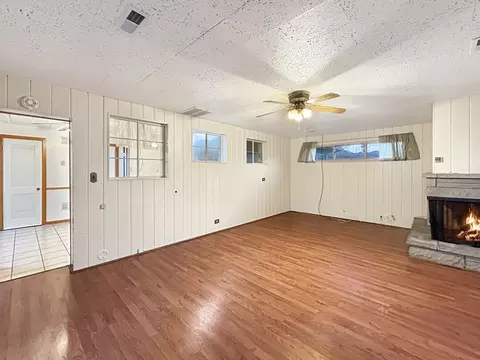 1149 S 3rd Ave, Des Plaines, IL 60016 photo 15