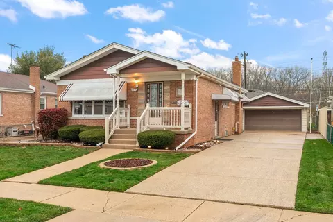 257 Cherry Ln, South Chicago Heights, IL 60411