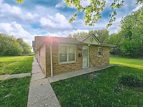 926 Greenwood Ave, Ford Heights, IL 60411