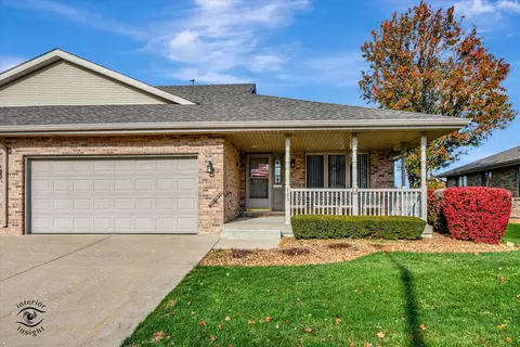 123 Fox Run Dr, Elwood, IL 60421