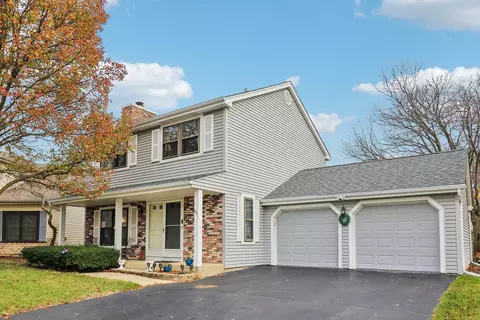 651 Dixon Ct, Gurnee, IL 60031
