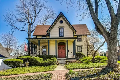 213 S Clay St, Hinsdale, IL 60521