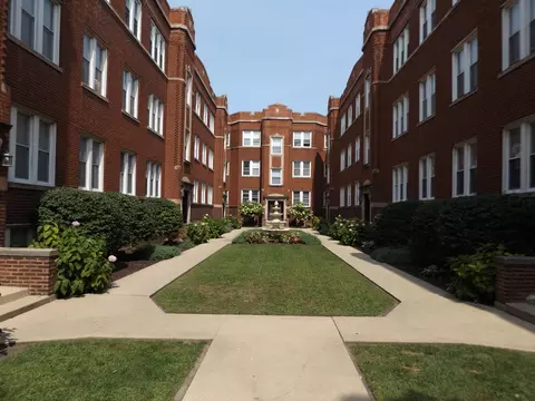 1342 W Estes Ave #1N, Chicago, IL 60626