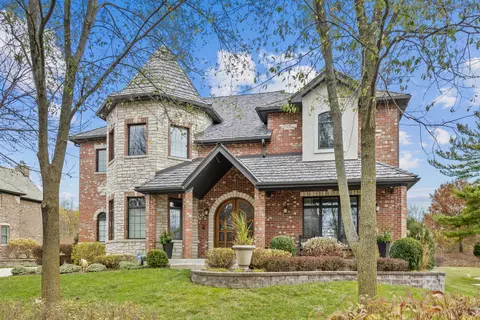 7207 Daybreak Ln, Long Grove, IL 60047