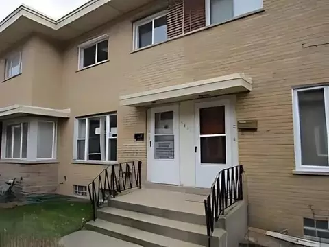 9457 N Niles Center Rd #C, Skokie, IL 60076