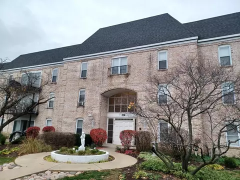 5001 Carriageway Dr #A313, Rolling Meadows, IL 60008