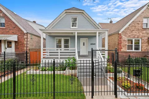 4545 W Montana St, Chicago, IL 60639