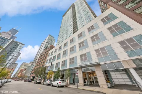 701 S Wells St #2905, Chicago, IL 60607