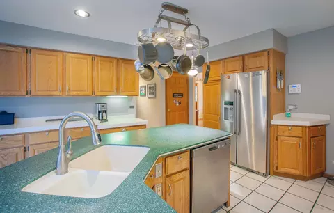 989 La Costa Ave, Bartlett, IL 60103 photo 15