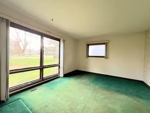 721 Mchenry Ave S, Mchenry, IL 60050 photo 14