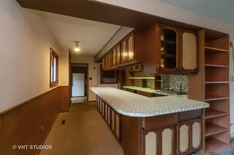 721 Mchenry Ave S, Mchenry, IL 60050 photo 9