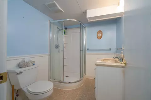 Bath - 209 S Cottage Ave, Normal, IL 61761 photo 2 of 3