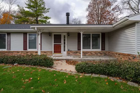 Exterior - 209 S Cottage Ave, Normal, IL 61761 photo 2 of 11